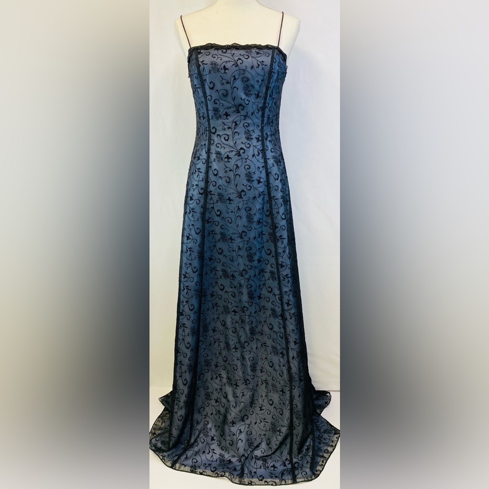 BESTY &ADAMS BY JASMINE. BLUE CHIFFON FLORAL GOWN SIZE 6